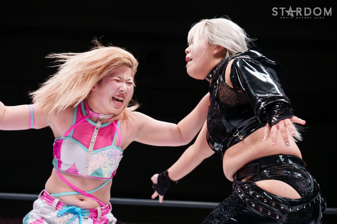 LINE_ALBUM_20241221名古屋国際会議場_241222_24