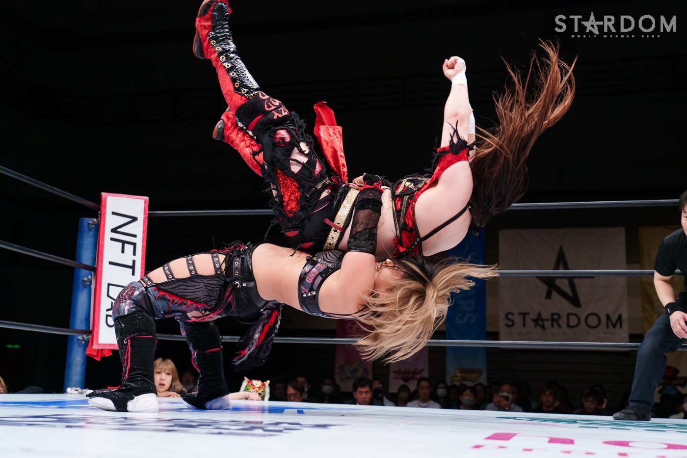 LINE_ALBUM_20241221名古屋国際会議場_241222_54