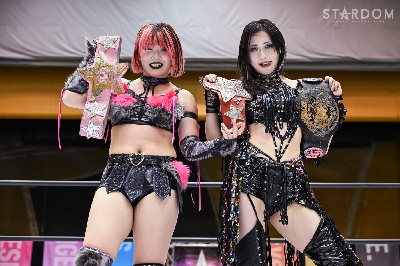 み*☆様 スターダム 上谷沙弥 ジップパーカー XLサイズ 未使用品】スターダム 上谷沙弥 ジップパーカー XXLサイズ
