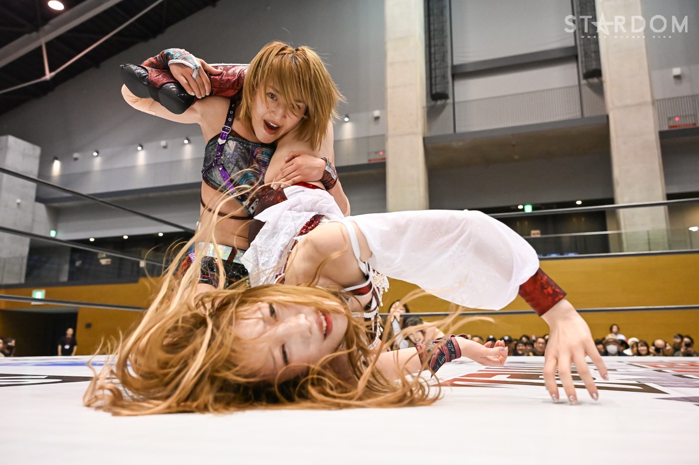 STARDOMウェブポン激レア賞ゴッズアイ 朱里 鹿島沙希 壮麗亜美 MIRAI スターダム】なんと鹿島沙希がゴッズアイ入り！『このスターダム