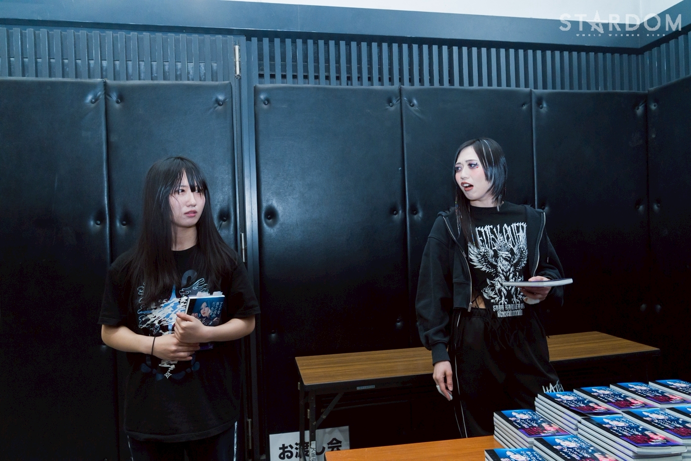 玖麗さやか 自伝本お渡し会中の上谷沙弥にワールド王座挑戦を直談判も