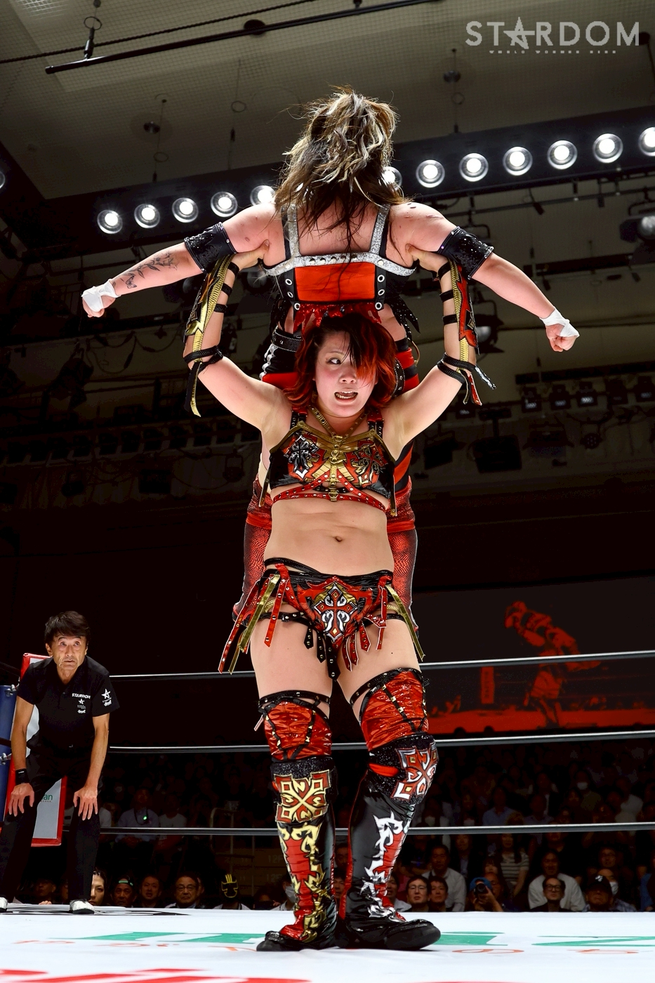 ワールド王者・鈴季すず 林下詩美との死闘を制し初防衛「5☆STAR