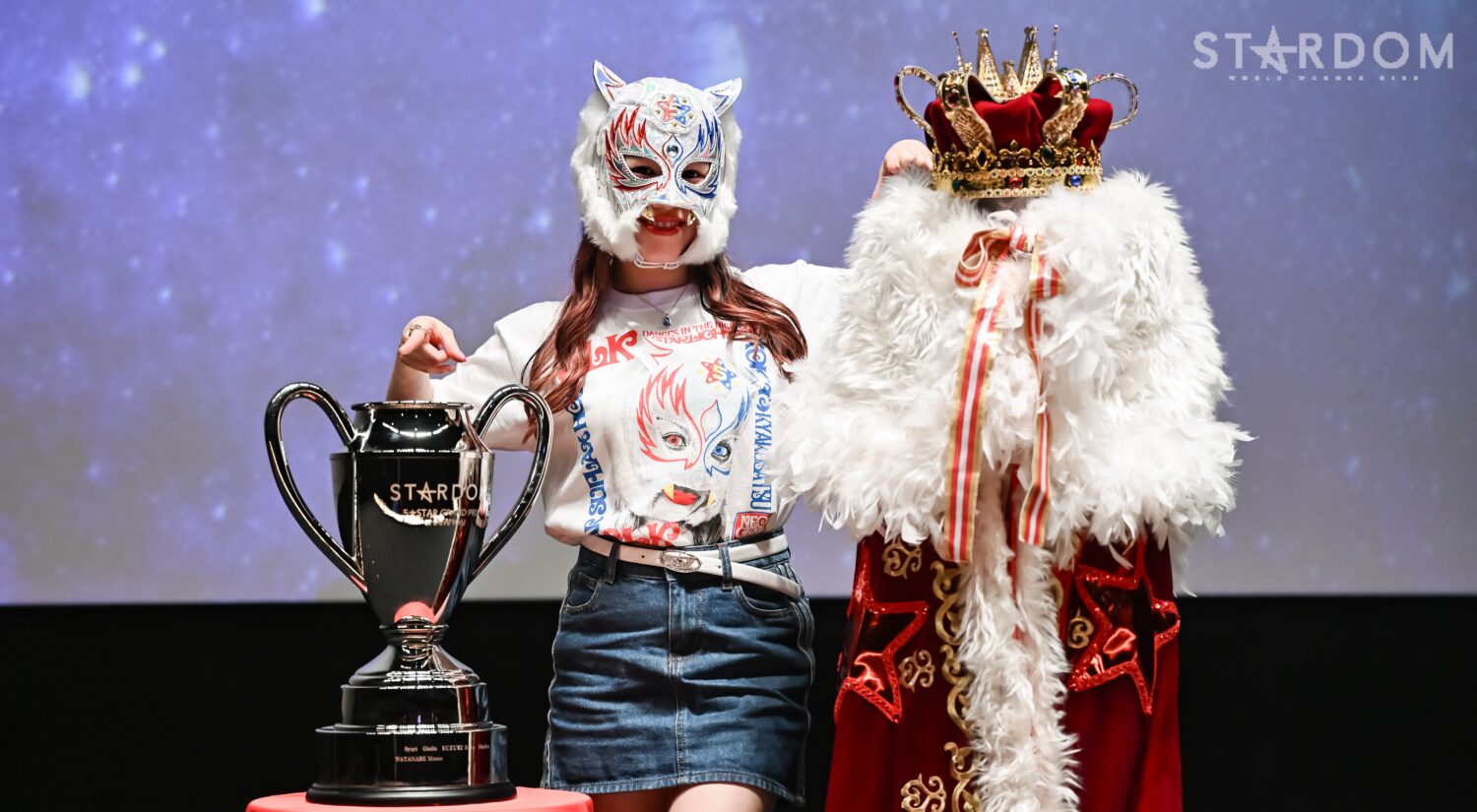 スターライト・キッド　等身大タペストリー　新品未開封　STARDOMスターダム スターライト・キッド 5☆STARのテーマは〝赤〟「赤く燃え上がる虎が