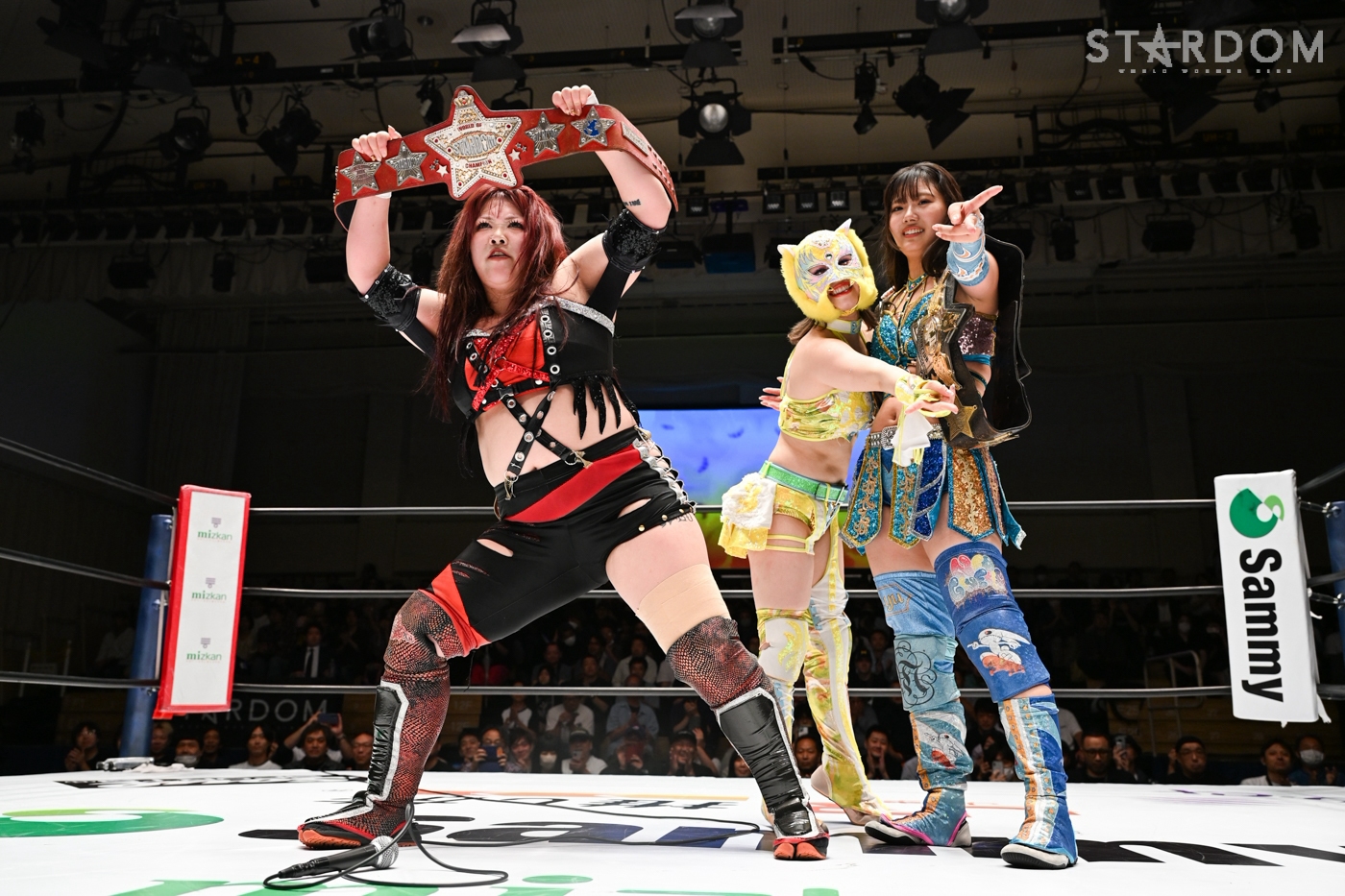 第8代 紫雷イオ&岩谷麻優 | スターダム✪STARDOM